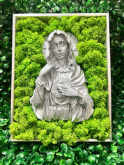 Icon Virgin Mary 3D with Scandinavian moss