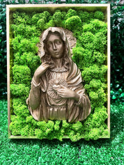 Icon Virgin Mary 3D with Scandinavian moss
