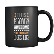 This is what an awesome phlebotomis looks like