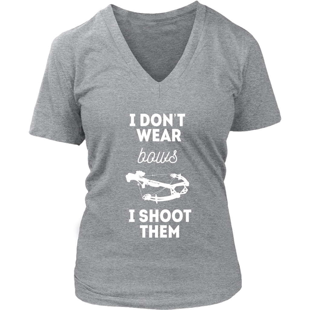 Hunting I don't wear bows, I shoot them T-Shirt